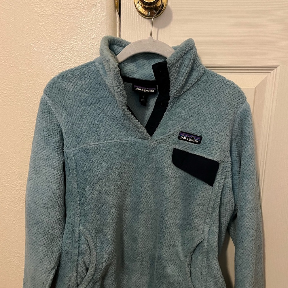Patagonia fleece crew, size medium
